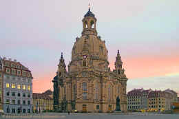 dd_frauenkirche_07_01_08_c_b800.jpg (114752 Byte)