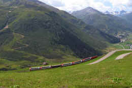 glacier_106_andermatt_oberalp_290708_0_c_b800.jpg (113691 Byte)