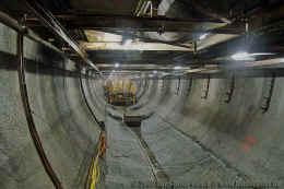 betonmaschine_tunnel_erstfeld_270708_c_b800.jpg (142103 Byte)